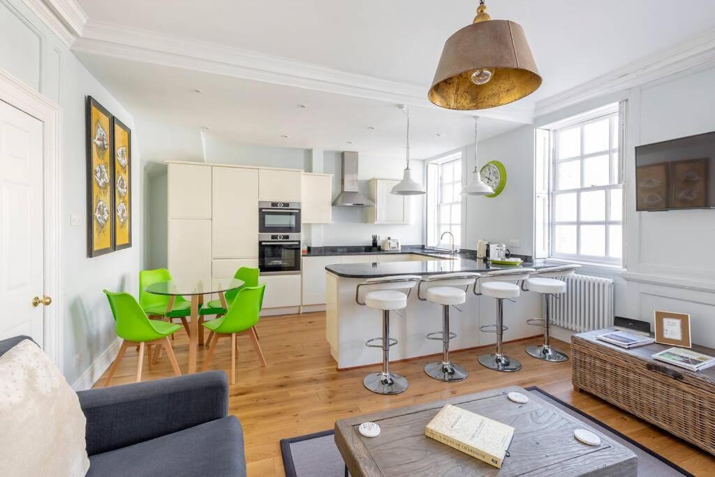 Beautiful Apartment, Incredible Central Location Bath Buitenkant foto